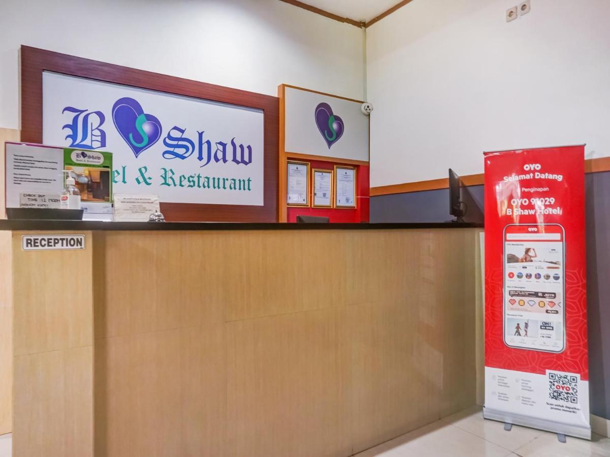 B Shaw Hotel Cakarta Dış mekan fotoğraf