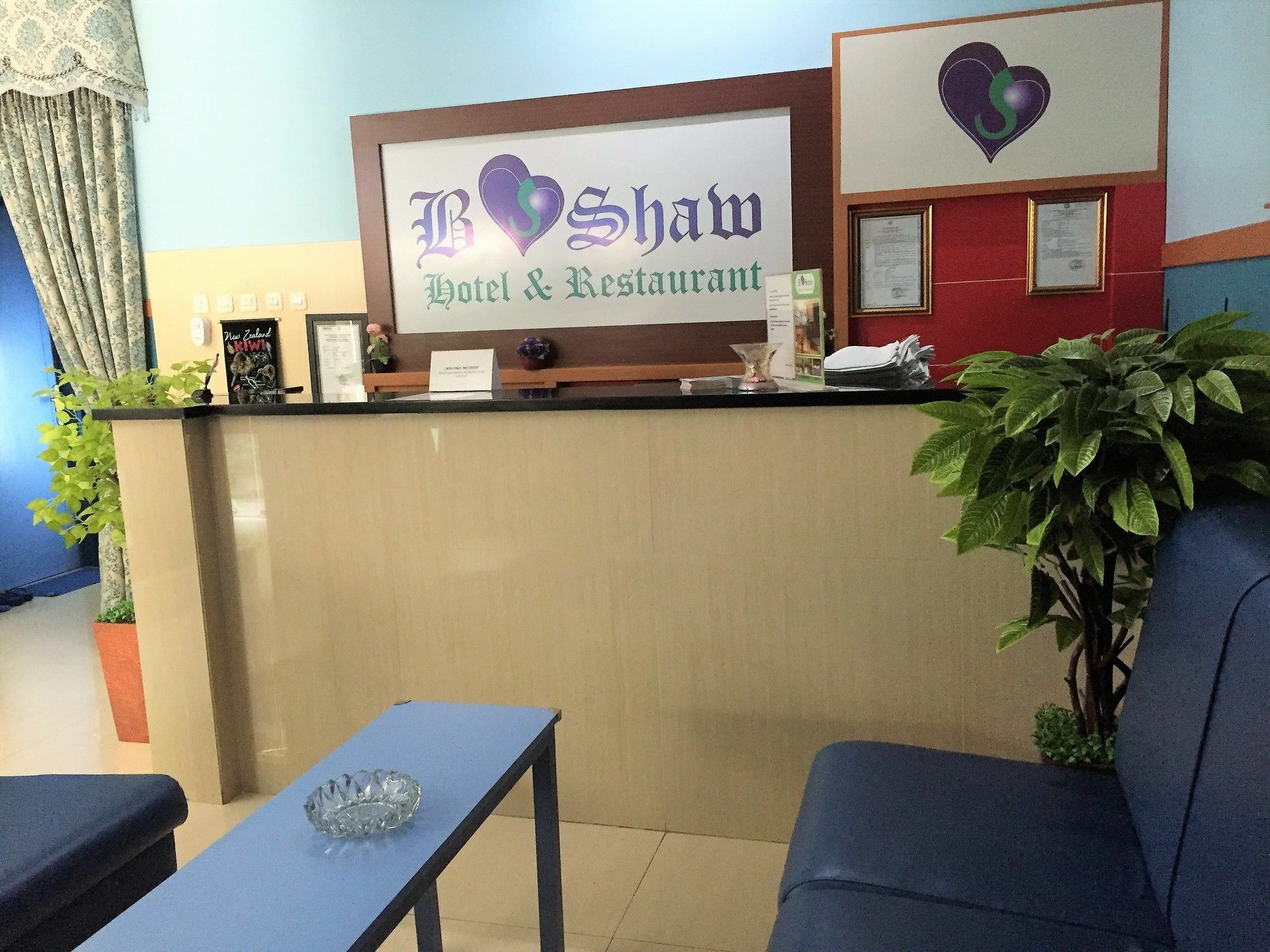 B Shaw Hotel Cakarta Dış mekan fotoğraf
